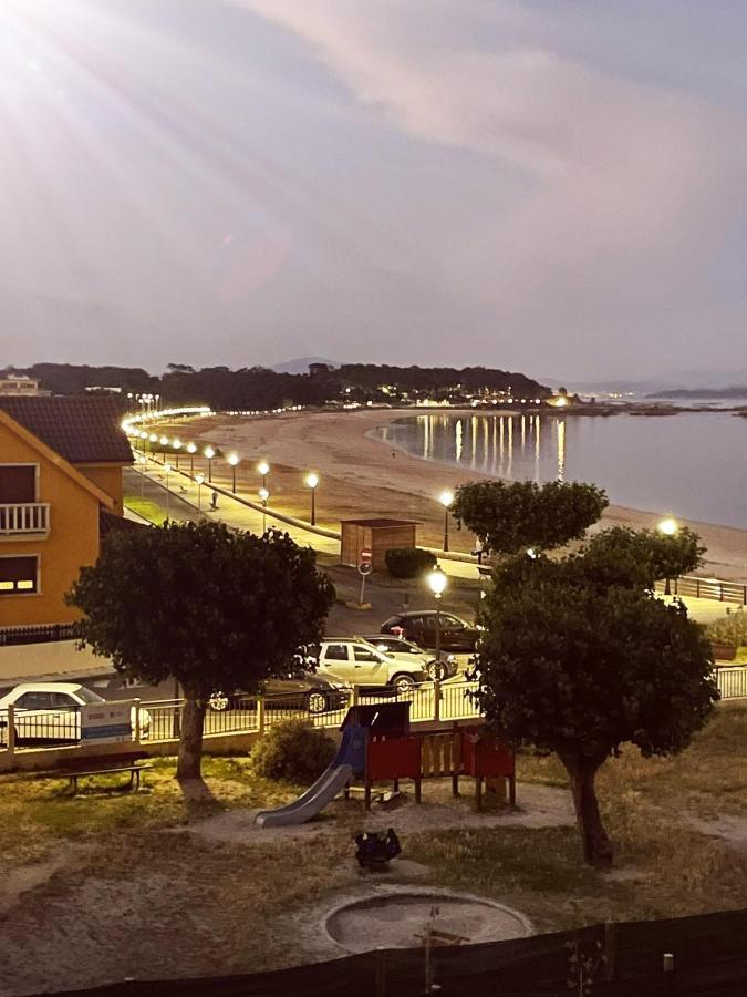 Apartamento En La Playa Apartamento Ribeira Exterior foto